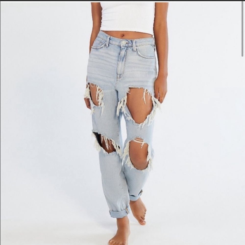 BDG Mom High Rise Jeans